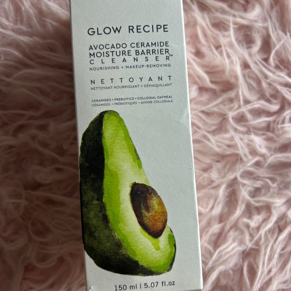 Glow Recipe Avocado Ceramide Cleanser - Green and White